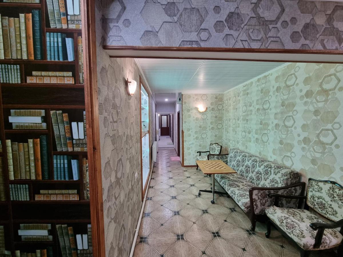 Hrachy Mot Hostel Gyumri ภายนอก รูปภาพ