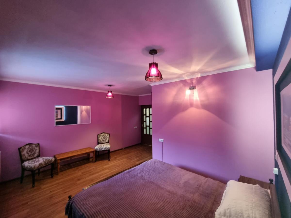 Hrachy Mot Hostel Gyumri ภายนอก รูปภาพ