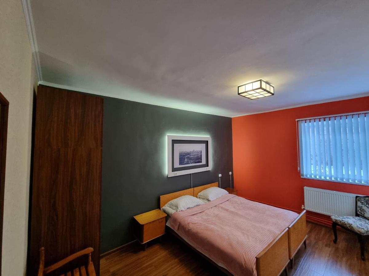 Hrachy Mot Hostel Gyumri ภายนอก รูปภาพ