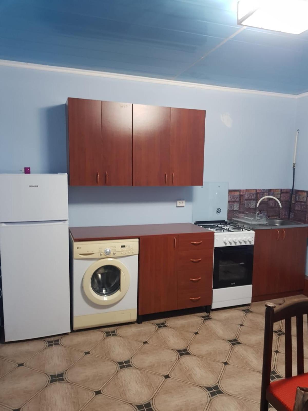 Hrachy Mot Hostel Gyumri ภายนอก รูปภาพ